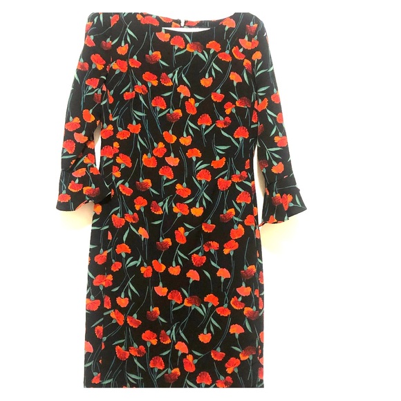 Wonderful dress - Picture 3 of 5